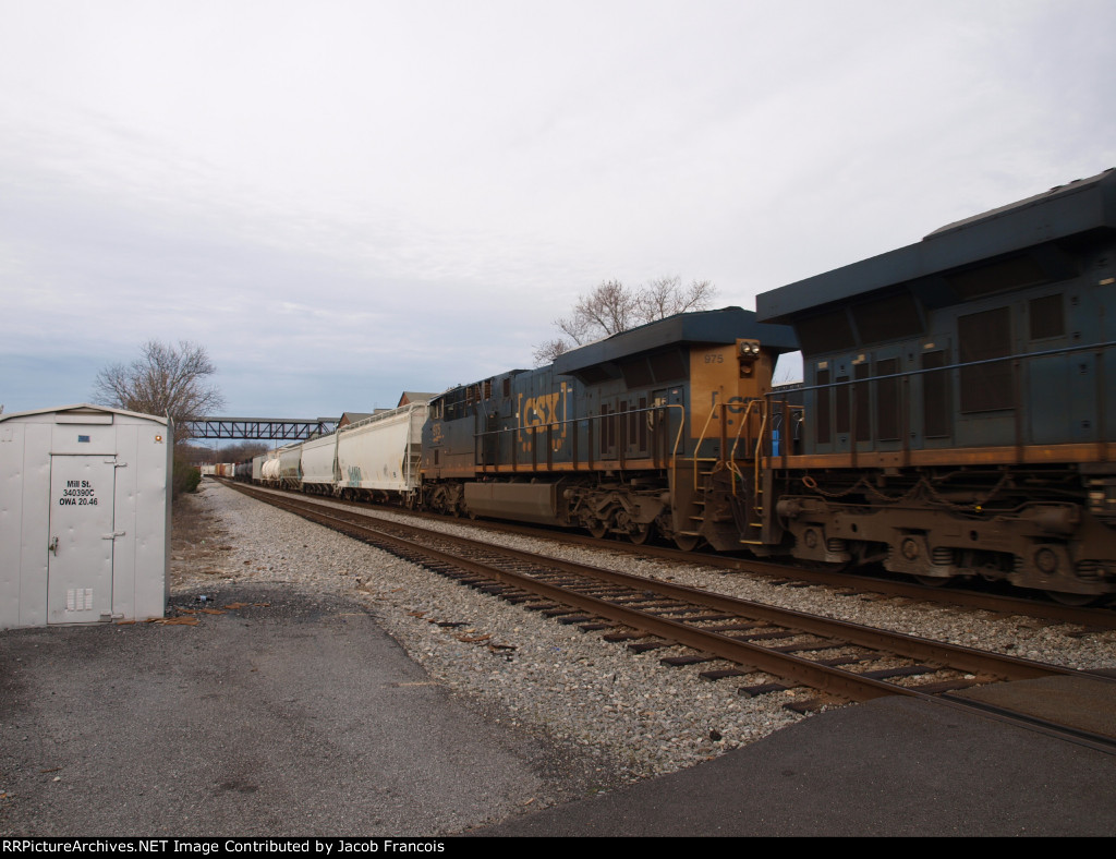 CSX 975